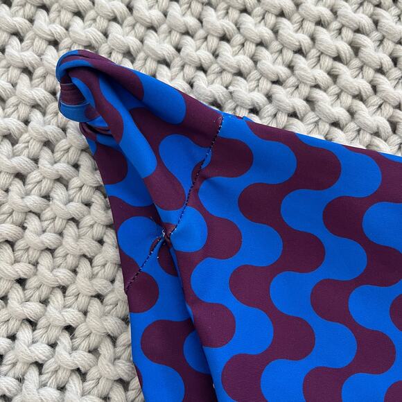 Skatie• ‘Salty’ Bikini Bottom in INFINITO - Picture 10 of 17